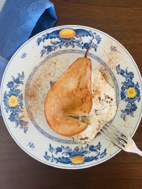 baked pears with mascarpone cream & granola
