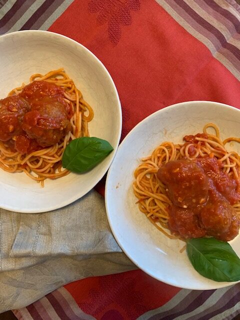 delicious Italian spaghetti & meatballs